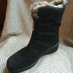 Brand New Black Ara Gore-tex boots